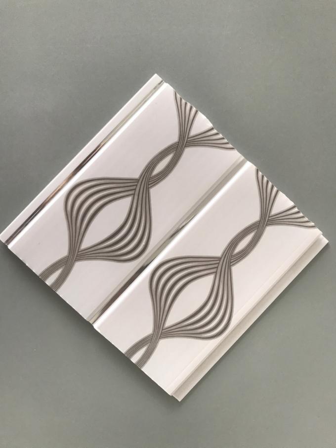 La ligne d'or PVC de la cuisine deux de plafond lambrisse l'épaisseur en bois de la couleur 5mm