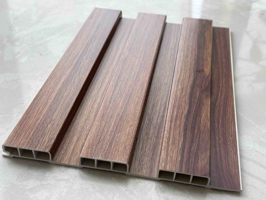 Prix équitable B1 Panneau mural Wpc Intérieur Conception creuse personnalisée 3D Pour les murs intérieurs