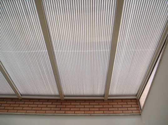 Panneau de toiture en polycarbonate ondulé transparent personnalisé, matériau Bayer / GE, garantie 10 ans, feuille de toiture en polycarbonate translucide