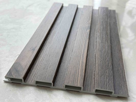 Prix équitable B1 Panneau mural Wpc Intérieur Conception creuse personnalisée 3D Pour les murs intérieurs