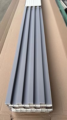 Panneaux muraux 3D contemporains en PVC et WPC, revêtements muraux à lattes imitation bois