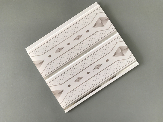 Panneaux de mur insonorisés de douche de PVC, vie active de panneaux de revêtement de salle de bains longue