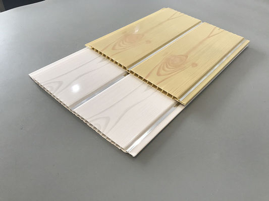 200 × 5,95M Panneaux de revêtement en bois en PVC pour l'intérieur pour le restaurant 7 mm d'épaisseur 8 pouces panneau de plafond en PVC couleur en bois populaire