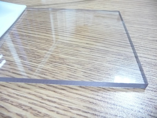 La feuille transparente de polycarbonate/polycarbonate résistant UV couvre la barrière saine