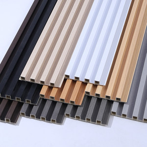 panneaux muraux WPC à faible coût pour les panneaux de PVC stratifiés décoratifs intérieurs pour la conception de grilles de fond
